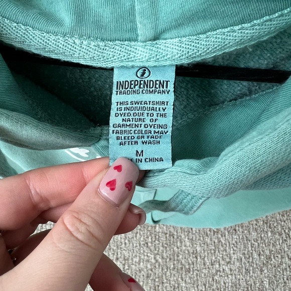 Barstool hoodie - Picture 2 of 4